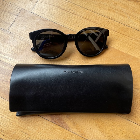 Saint Laurent Classic Black Sunglasses - Picture 1 of 11
